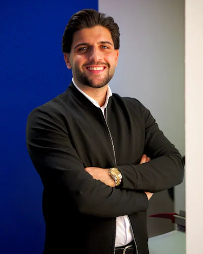 Burak Bilgin, Unabhängiger Versicherungsmakler